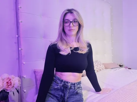 AdelinaDelvi's webcam porn show