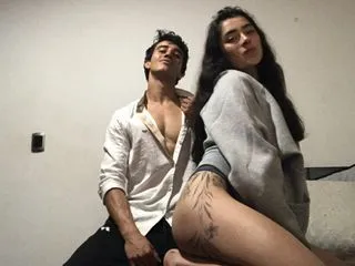 to watch sex live show of webcam model FreiAndJhon