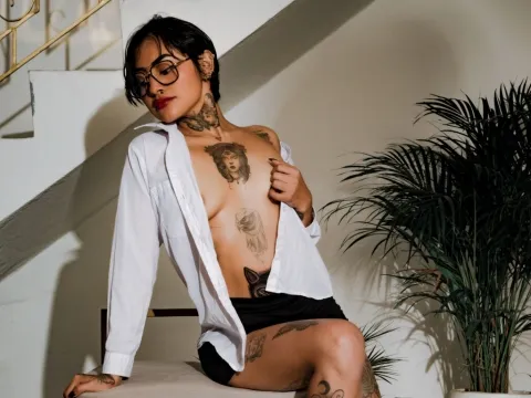 live secret sex show of webcam model HarrietBlack