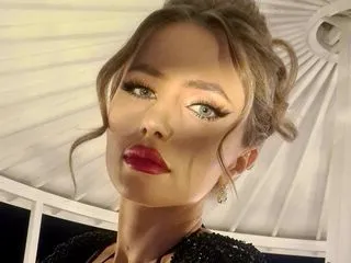adult sexcams show of webcam model MoniqueSin