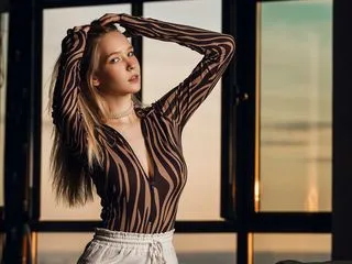 live anal sex show of webcam model SelenaAndo